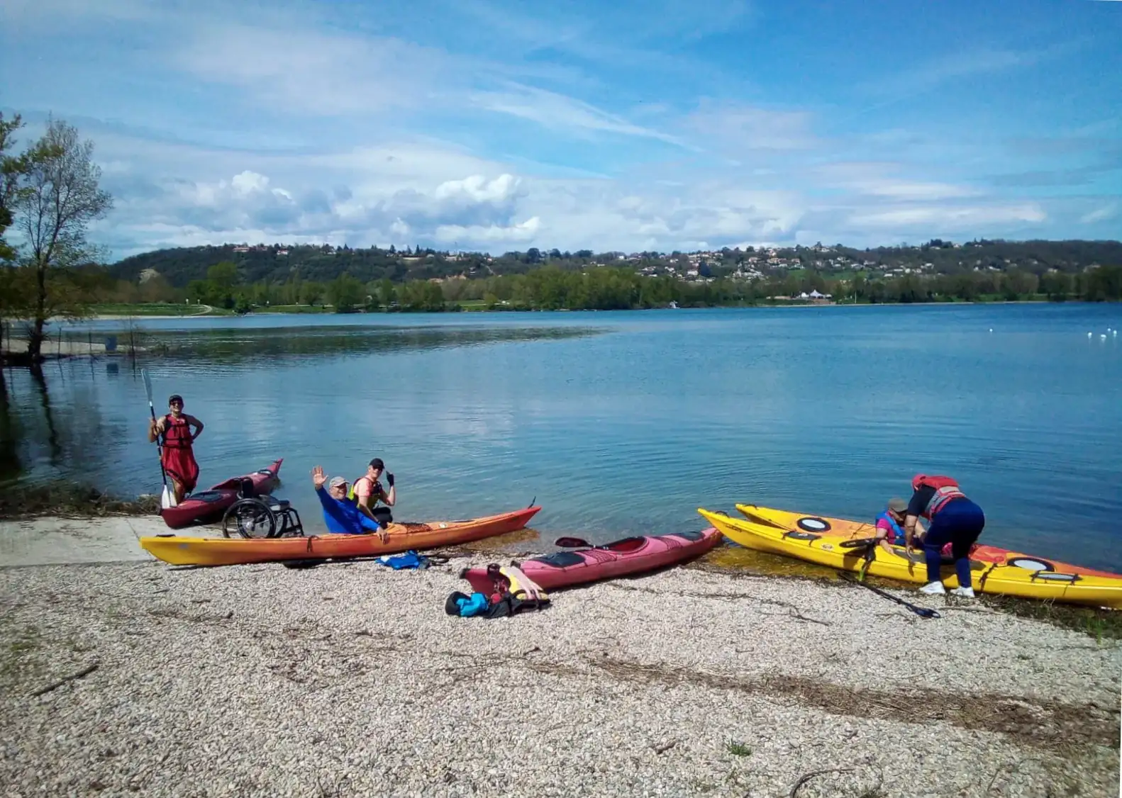 Accompagnement Handisport kayak — Kameleon Activités
